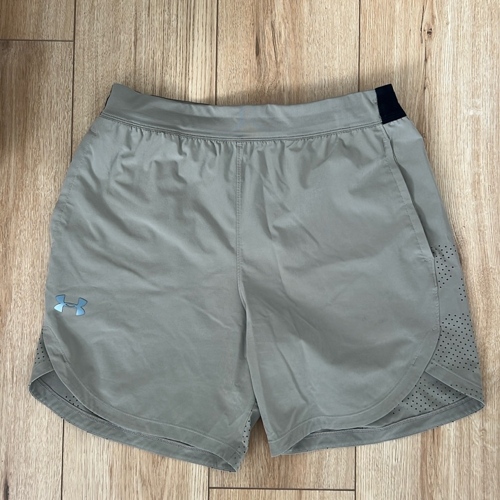 Under Armour 7 inch inseam shorts